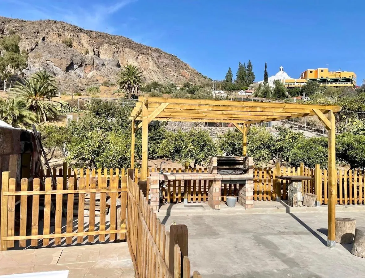 Domek alpejski Casa Rural La Limera Con Piscina Privada Santa Lucia Hiszpania
