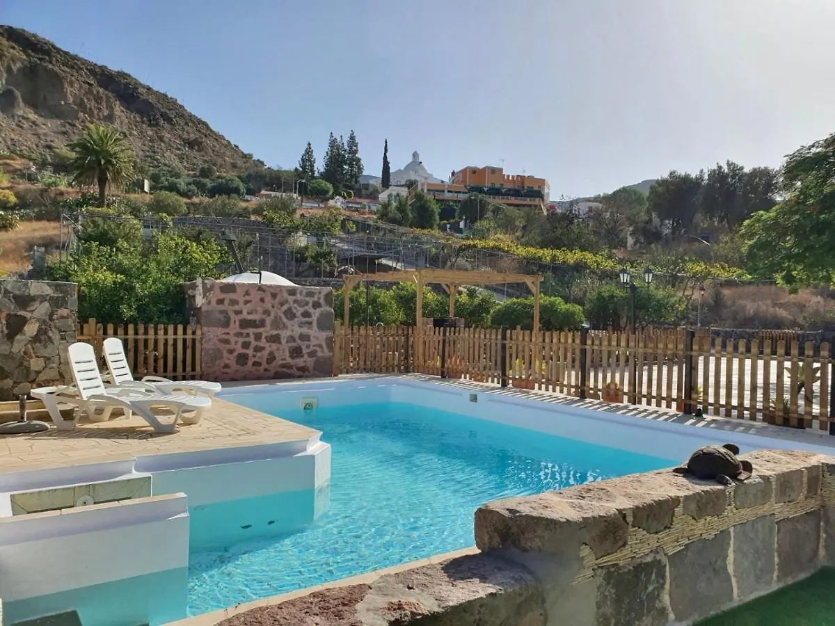 casa rural LA LIMERA con piscina privada Santa Lucía España