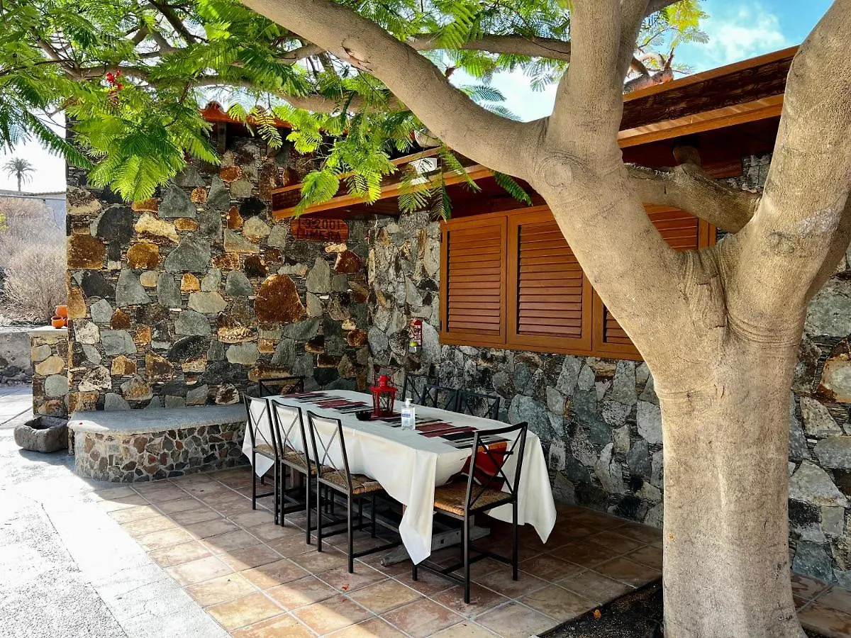 casa rural LA LIMERA con piscina privada Santa Lucía Chalet
