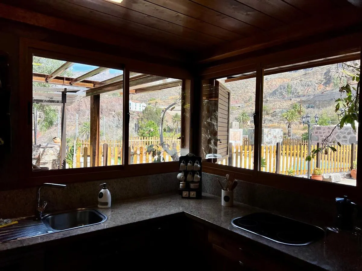 Chalet casa rural LA LIMERA con piscina privada Santa Lucía